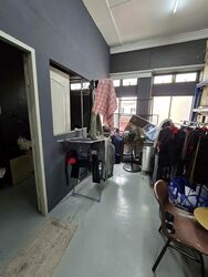 Sims Avenue (D14), Shop House #545957751